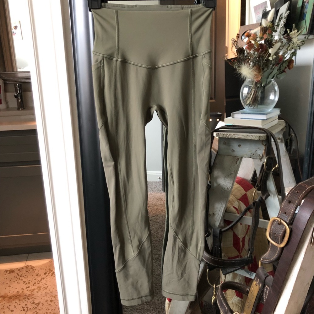Lululemon leggings